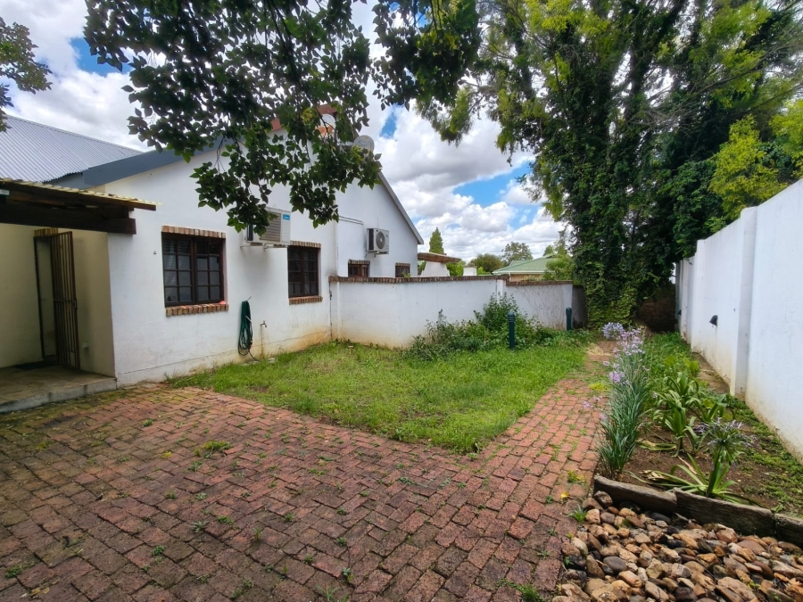 2 Bedroom Property for Sale in Grimbeeck Park North West